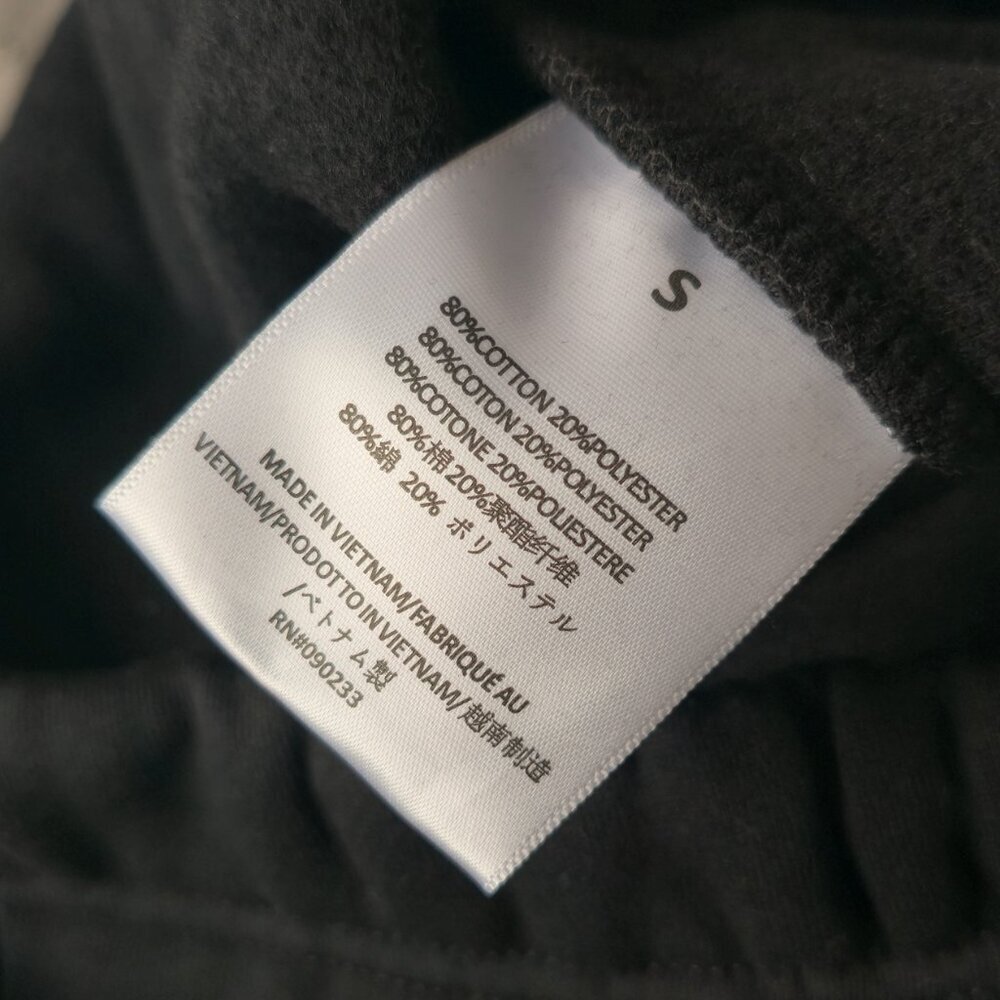 Fear of God Essentials Shorts Black NWT Minimal Streetwear - Picture 6 of 8